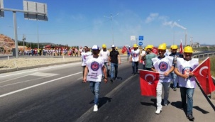 Somalı madencilerinin özelleştirmeye karşı Ankara'ya yürüyüşüne jandarma engeli
