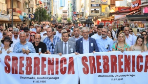 Srebrenitsa kurbanları Konak’ta anıldı