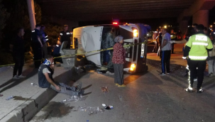 Uşak'ta tarım işçilerini taşıyan araç devrildi: 1 kişi öldü, 14 kişi yaralandı