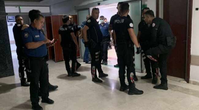 Yine Adana yine aynı hastane yine sağlıkçılara saldırı: Kendilerini odaya kilitleyerek korudular!