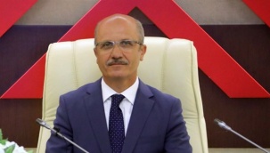 YÖK Başkanı'ndan adaylara: Beklentilerinin üzerindeki yerleri de yazsınlar