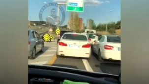 Ankara'da acil vakaya gitmeye çalışan ambulans düğün konvoyuna takıldı: İşte o görüntüler