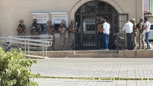 Banka müdürünü rehin almıştı: 2 saat sonra teslim oldu
