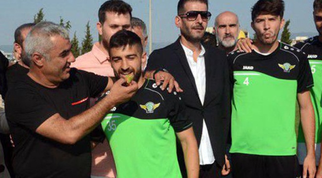 Başkan adayının baklavasını yiyen futbolcular kadro dışı bırakıldı iddiası