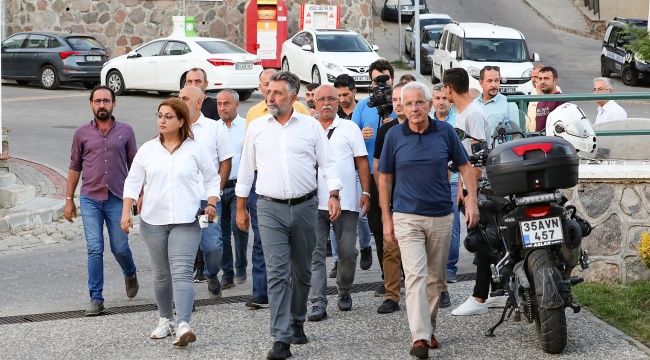 Başkan Sandal Körfez Mahallesi’nde vatandaşla buluştu