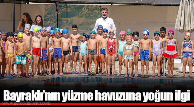 Bayraklı’nın yüzme havuzuna yoğun ilgi