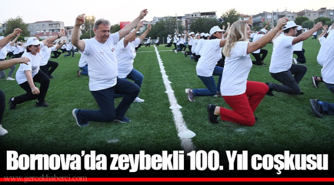 Bornova’da zeybekli 100. Yıl coşkusu