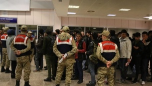 Göç İdaresi Başkanlığı: 72 bin 578 göçmen sınır dışı edildi