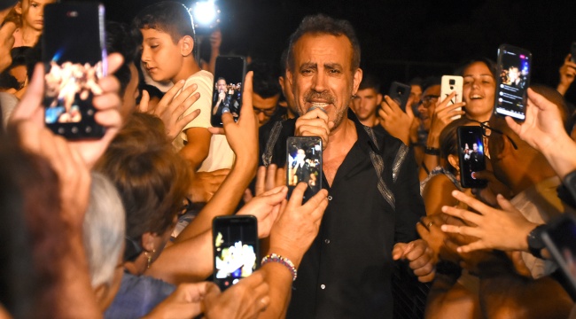 Haluk Levent, Foça'da sahne aldı
