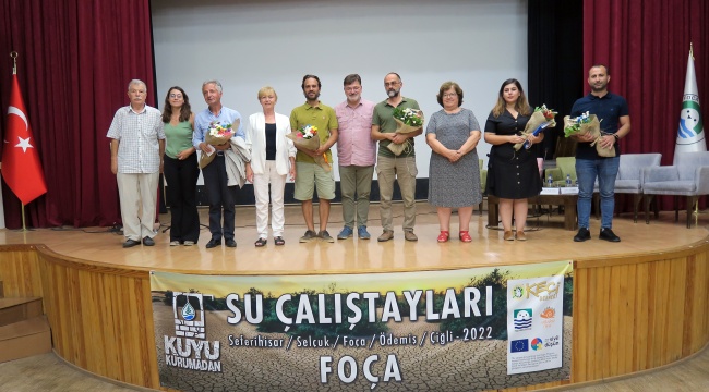 ‘Kuyu kurumadan’’ isimli su çalıştaylarının üçüncüsü Foça’da gerçekleştirildi