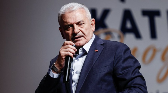 Binali Yıldırım: Dilini muhafaza edemeyen egemenliğini muhafaza edemez