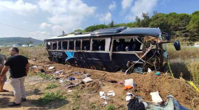 Çanakkale'de feci kaza! Tur otobüsü devrildi: Çok sayıda ölü ve yaralı var