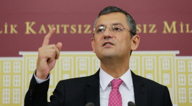 CHP’li Özgür Özel: “Sizin gibi teröristlere rütbe mi taktık”