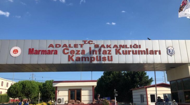 İsmi değişen Silivri Cezaevi'nin yeni tabelası takıldı