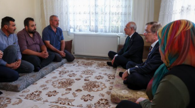 Kılıçdaroğlu, IŞİD’in yakarak öldürdüğü asker Fethi Şahin’in ailesini ziyaret etti: Sorumluları ortaya çıkaracağız