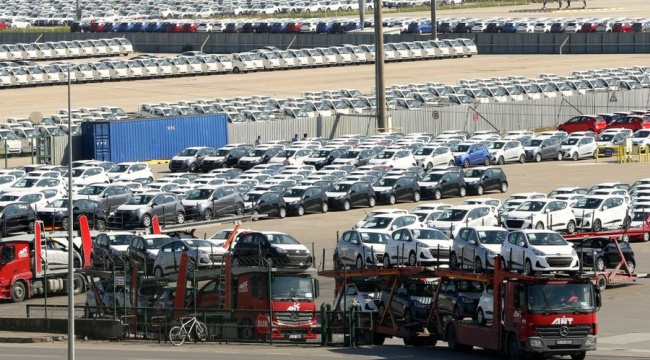 Ticaret Bakanlığı: İkinci el otomobil satışına kısıtlamalar yarın başlıyor
