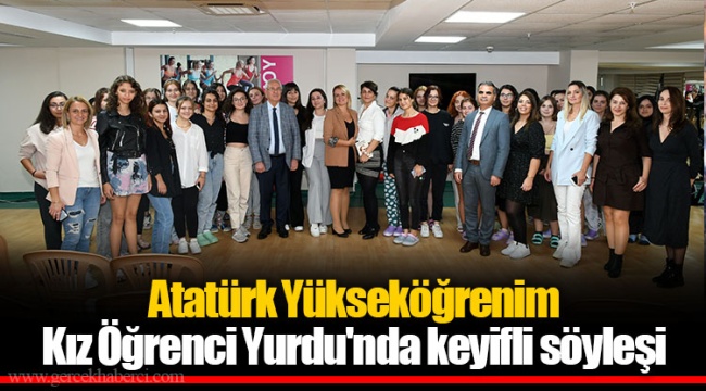 Atatürk Yükseköğrenim Kız Öğrenci Yurdu'nda keyifli söyleşi