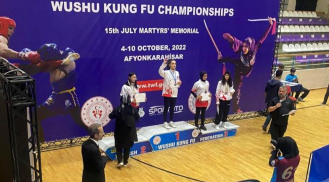 Bozkurt işareti yapan sporcuya tepki gösterdi: Hakkında suç duyurusunda bulunuldu!