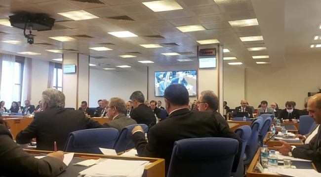 Bütçe Komisyonu: Merkez Bankası yetkilisi bilgi vermedi, muhalefet partileri salonu terk etti