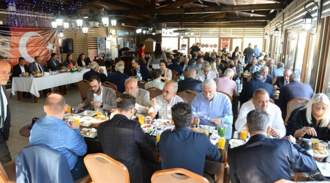 CHP İzmir Balçova'da sahaya indi