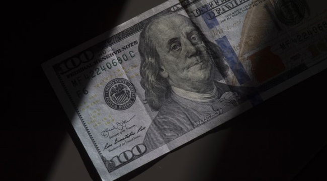 Dolar/TL tarihi zirvesini yeniledi