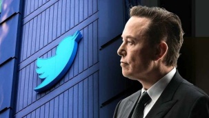 Elon Musk resmen Twitter'ı satın aldı
