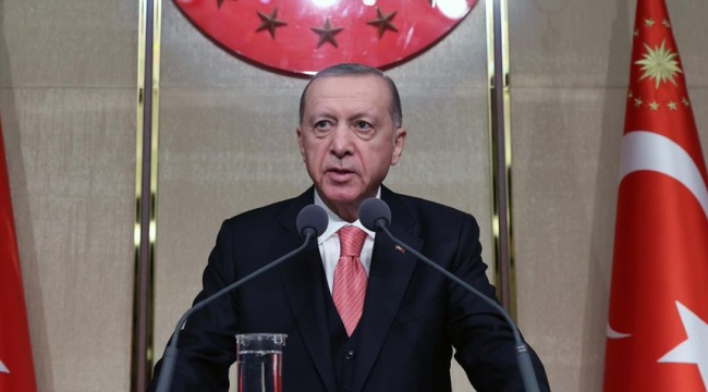 Erdoğan: Anayasa değişikliğiyle sapkın akımlar tarafından tehdit edilen aileyi korumayı hedefliyoruz