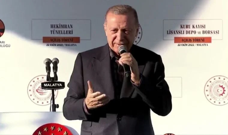 Erdoğan'dan başörtüsü için 'referandum' çağrısı