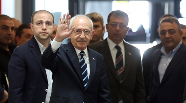 Kılıçdaroğlu, tarifeli uçakla ABD’ye gitti