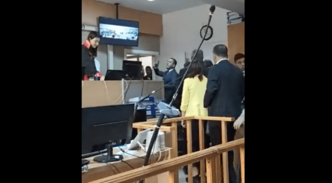 Soylu “eşkıya takımı” dedi, Bozdağ kınadı, CHP’liler yanıt verdi: Sen bu ülkenin yüz karasısın suç işleri bakanı