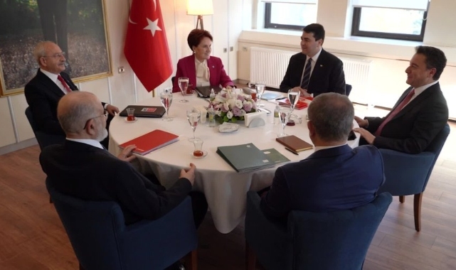Altılı Masa'nın dokuzuncu toplantısından ilk fotoğraf ve görüntüler