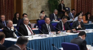 Asgari ücret önerisi açıklayan HDP’li Paylan’dan Fuat Oktay’a: Niye gülüyorsunuz?