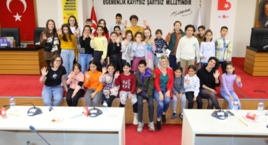 Bayraklı’nın çocukları, “Yarınları biz kuracağız”