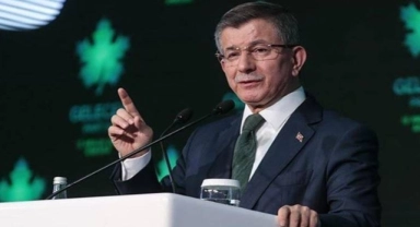 Davutoğlu: Erdoğan, Soylu kamburundan ve Bahçeli vesayetinden kendisini kurtarmalı