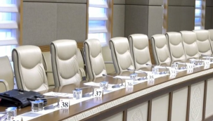 HDP'den AK Parti'ye 'boş koltuk esprisi': Bir oylama olsa gittiniz...