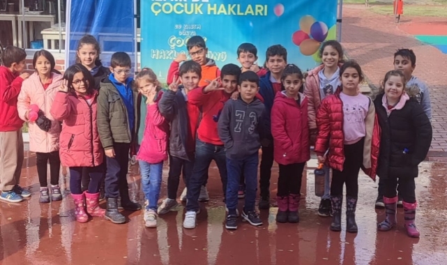 İzmir’de Çocuk Hakları Günü unutulmadı