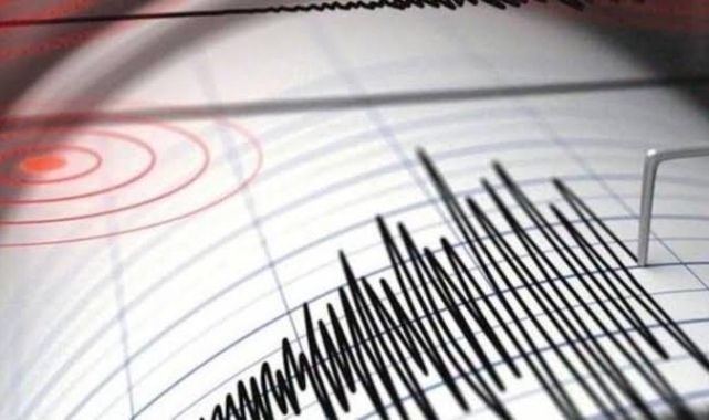 İzmir’de korkutan deprem