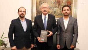 Kılıçdaroğlu “SADAT” kitabının yazarlarıyla görüştü