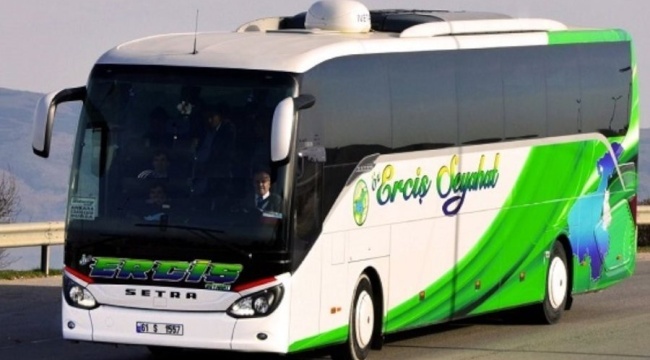 &#039;Namaz molası&#039; suçlamasına Öz Erciş&#039;in &#039;laiklik&#039; yanıtı gündem oldu