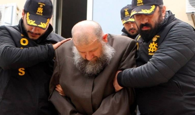 AK Partili başkan kızını 6 yaşında evlendiren Hiranur Vakfı kurucusu Gümüşel için dua istedi: "Rabbim temize çıkartsın feraha kavuştursun"