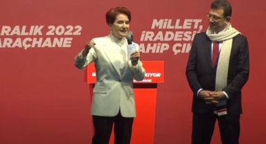 Akşener: Egemenlik kayıtsız, şartsız milletindir diyenler burada. Diyorsunuz ki; Saray sizinse Saraçhane bizimdir