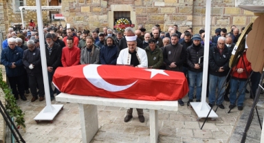 Ali İlçan son yolculuğuna uğurlandı