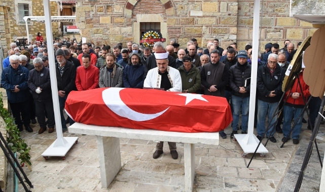 Ali İlçan son yolculuğuna uğurlandı