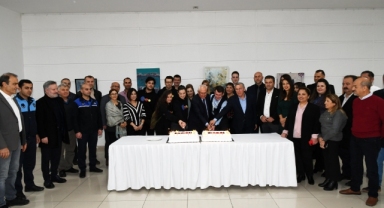 Başkan Selvitopu, meclis üyeleri ve çalışanlar yeni yılı birlikte karşıladı