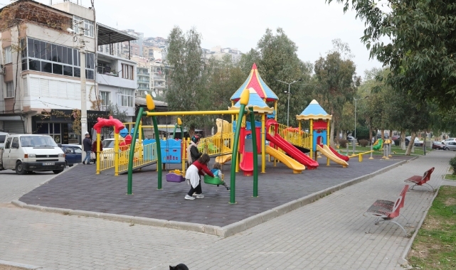 Bayraklı'da "Engelsiz Park'a" engel giremez!