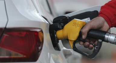 Benzine indirim geldi