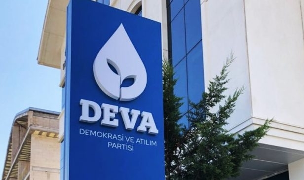 DEVA Partisi Kağıthane teşkilatından iki üyeye bıçaklı saldırı!