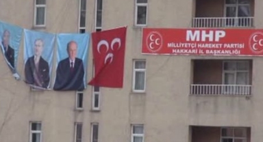 “Hakkari MHP İl Başkanı sokakta bir kişiyi silahla vurdu” iddiası