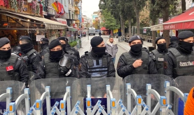 HDP'nin Kadıköy eylemine polis müdahalesi: En az 30 kişi gözaltına alındı