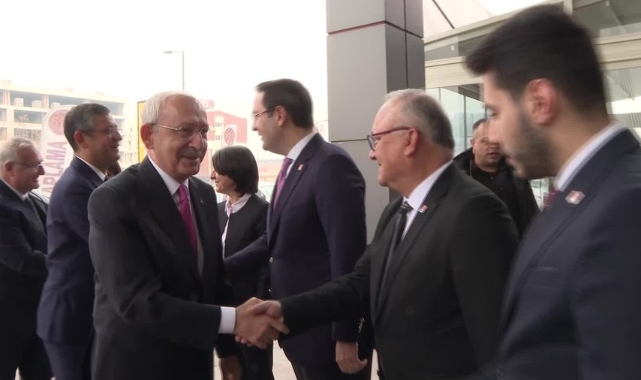 Kılıçdaroğlu genç hukukçulara seslendi: Gençler demeli ki; biz hukuk sistemimizi, darbe hukukundan arındırmak istiyoruz